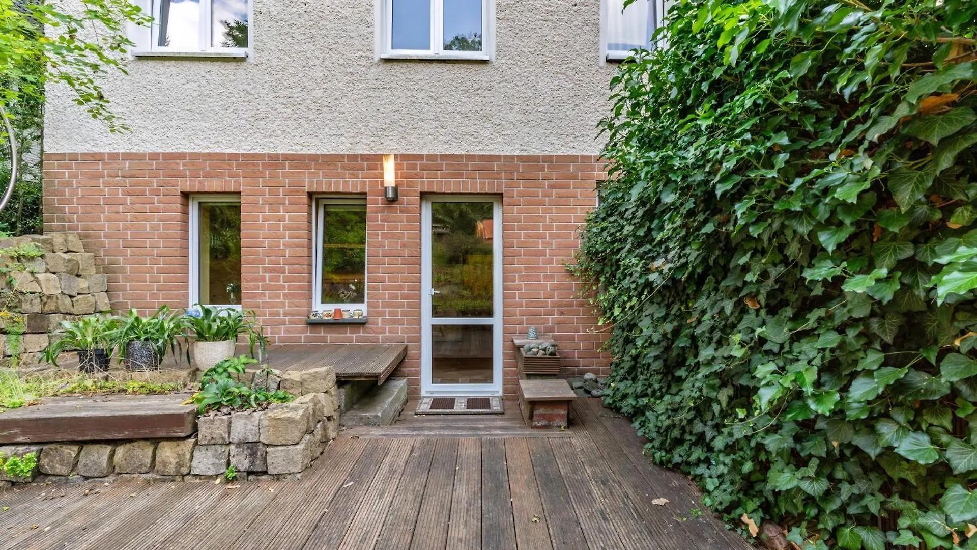 Apartment Ferienwohnung In Karlshorst Mit Terrasse Berlin